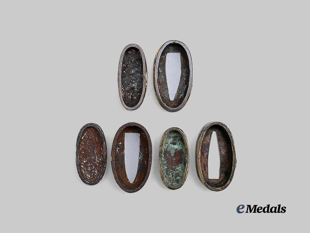 japan,_empire._a_lot_three_fuchi&_kashira_sets_e_medals__w8692_4