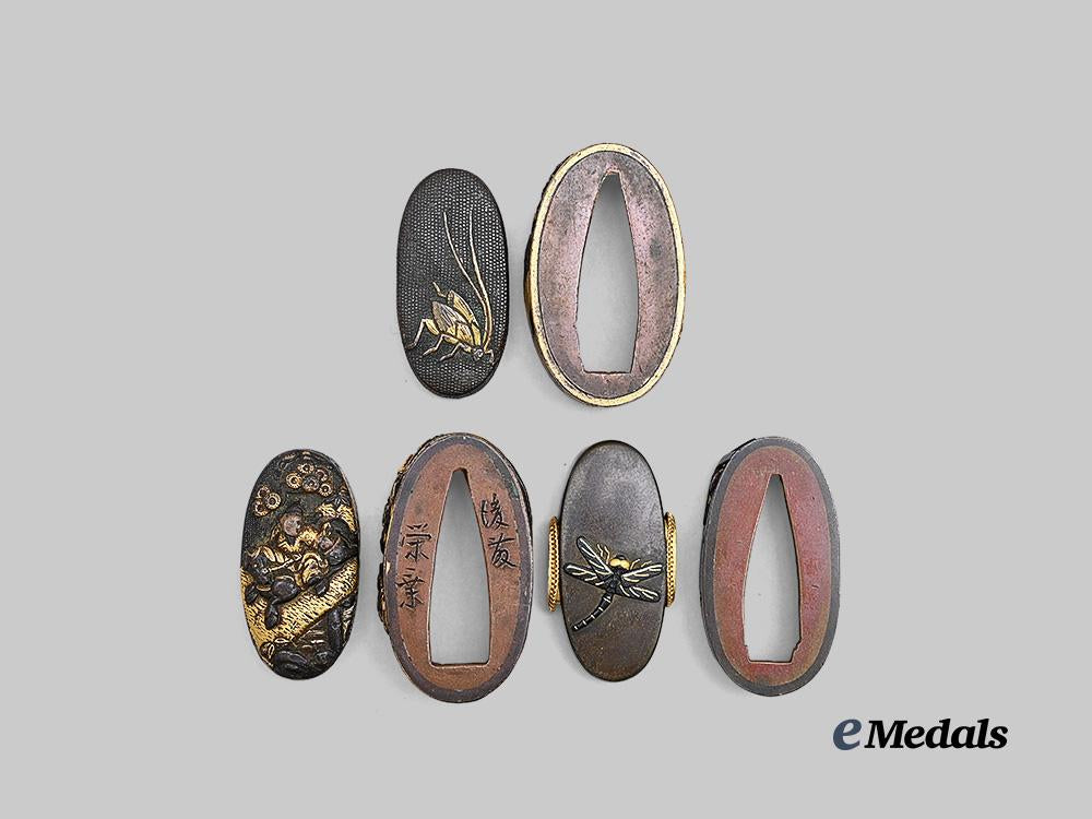 japan,_empire._a_lot_of_three_fuchi&_kashira_sets_e_medals__w8702_4