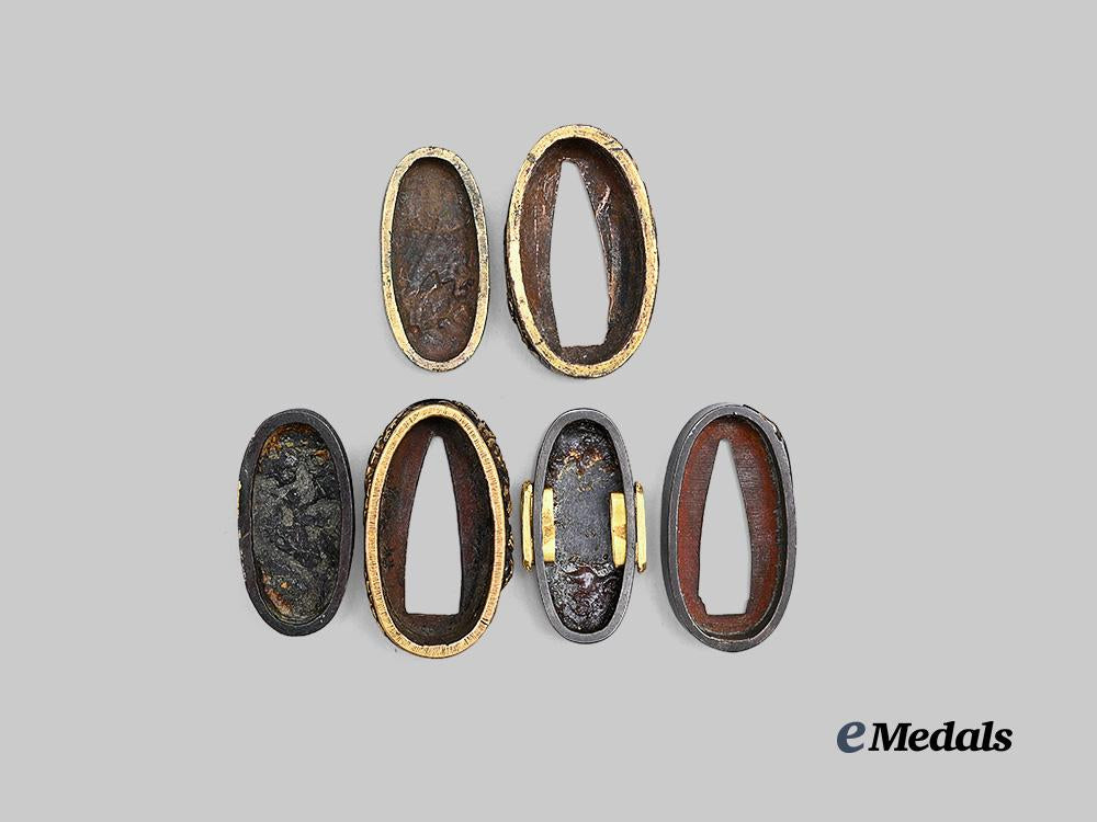 japan,_empire._a_lot_of_three_fuchi&_kashira_sets_e_medals__w8702_5