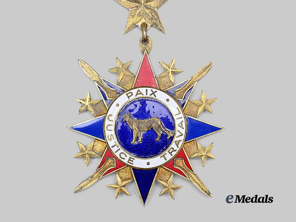 congo,_democratic_republic._a_national_order_of_the_leopold,_military,_third_class_commander_e_medals__w8711_3