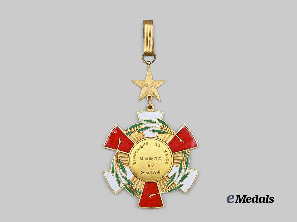 congo,_republic._a_national_order_of_zaire,_grand_cordon_e_medals__w8712_4