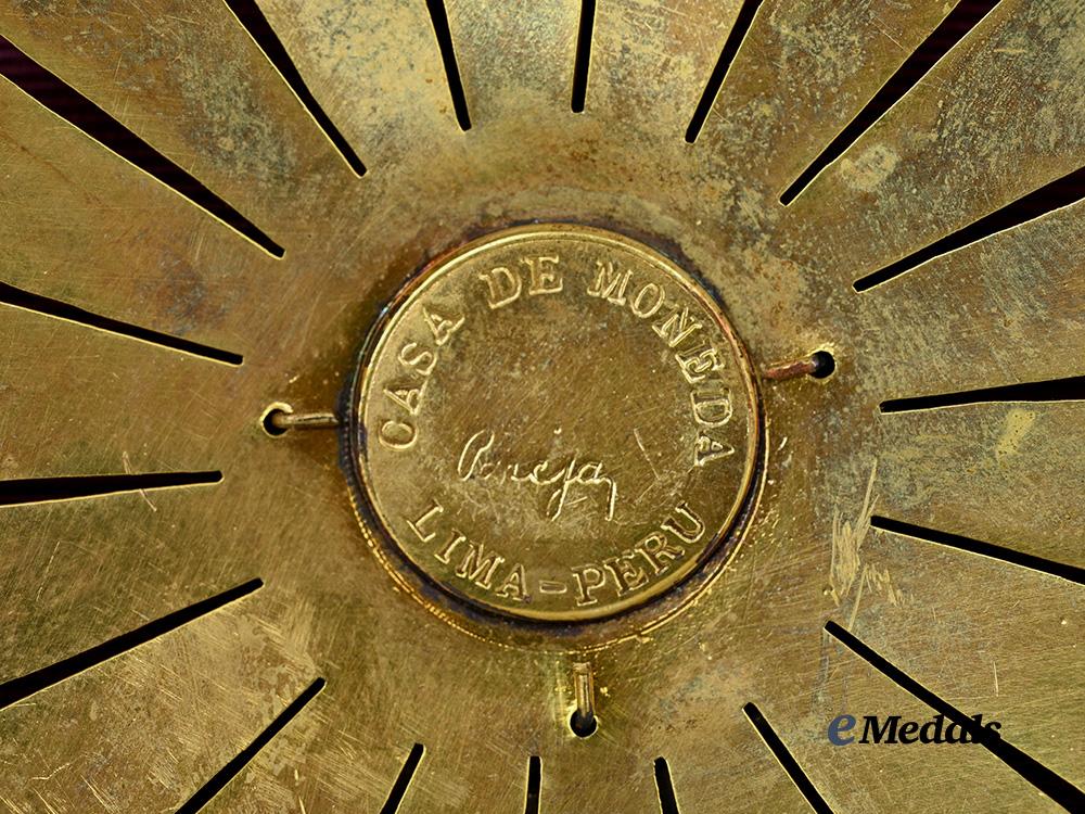 peru._an_order_of_the_sun,_grand_cross,_c.1940_e_medals__w8714_11