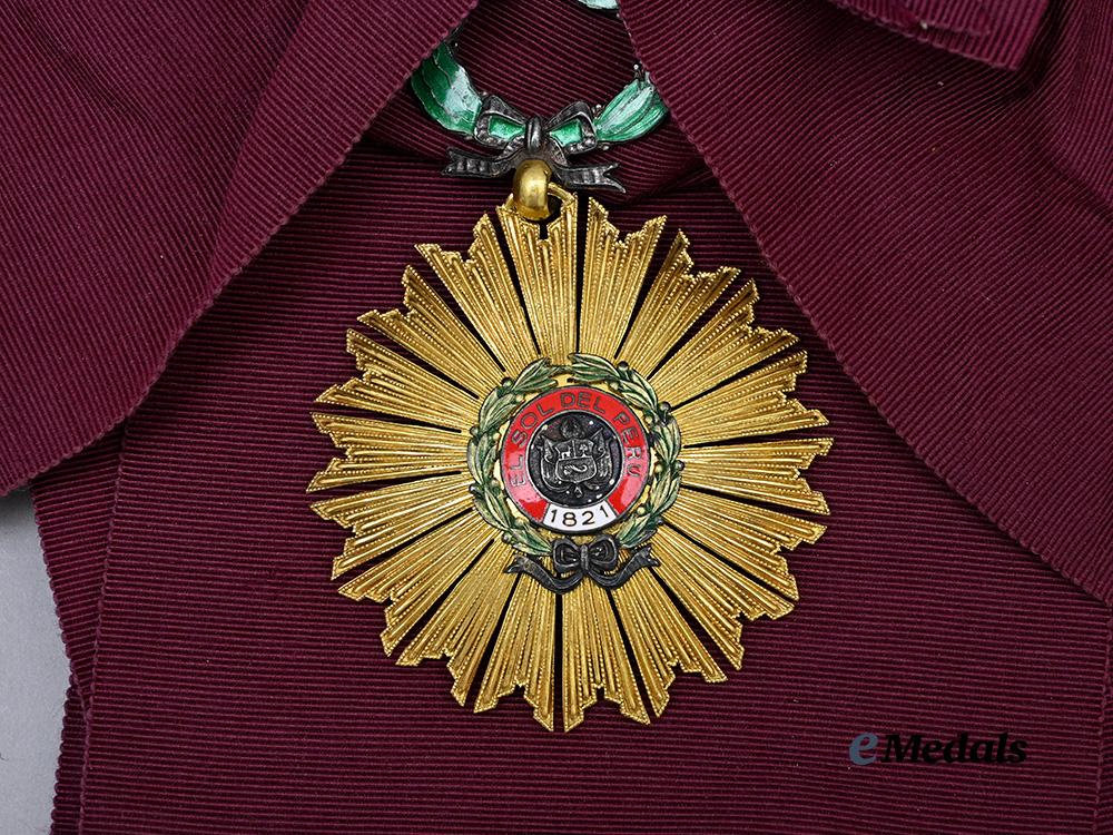 peru._an_order_of_the_sun,_grand_cross,_c.1940_e_medals__w8714_8