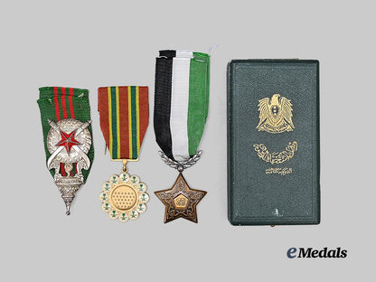 international._a_lot_of_orders&_decorations_e_medals__w8717_2