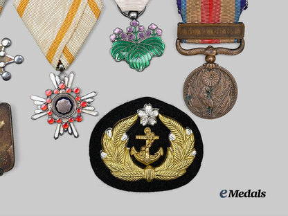 japan,_empire._a_lot_of_orders,_decorations_and_insignia_e_medals__w8718_3
