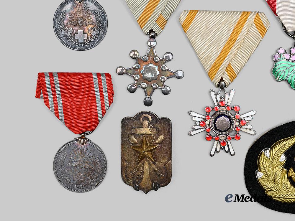 japan,_empire._a_lot_of_orders,_decorations_and_insignia_e_medals__w8718_4