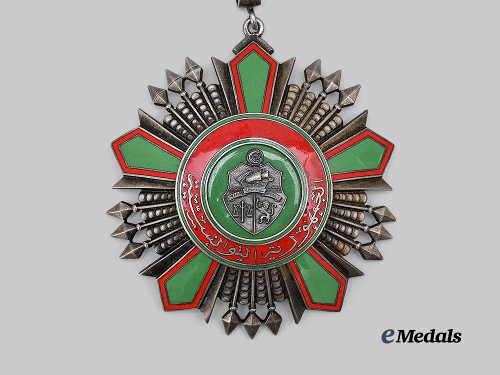 tunisia,_republic._an_order_of_the_republic,_i_i_class_badge,_by_bertrand_e_medals__w8728_3
