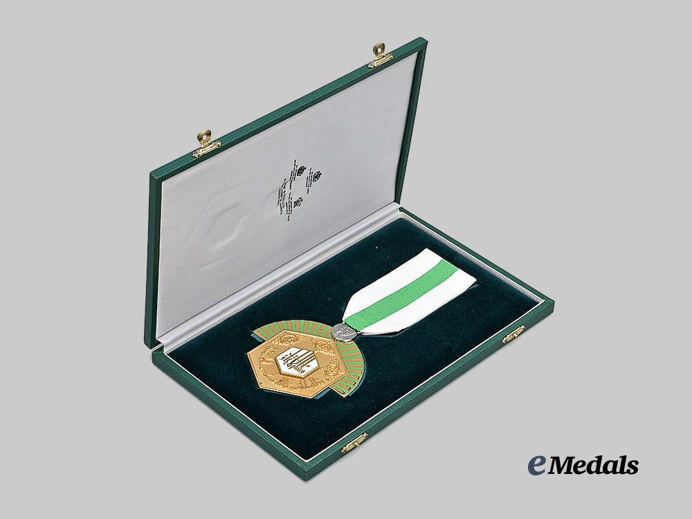 sudan,_republic._an_order_of_civil_accomplishment,_by_spink&_son_e_medals__w8731_3