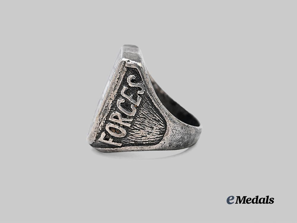 united_states._a_vietnam_special_forces_ring_e_medals__w8735_5