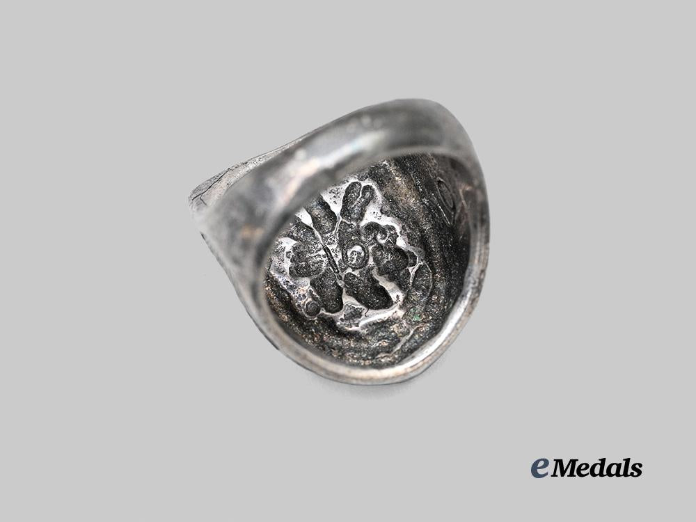 united_states._a_vietnam_special_forces_ring_e_medals__w8735_8