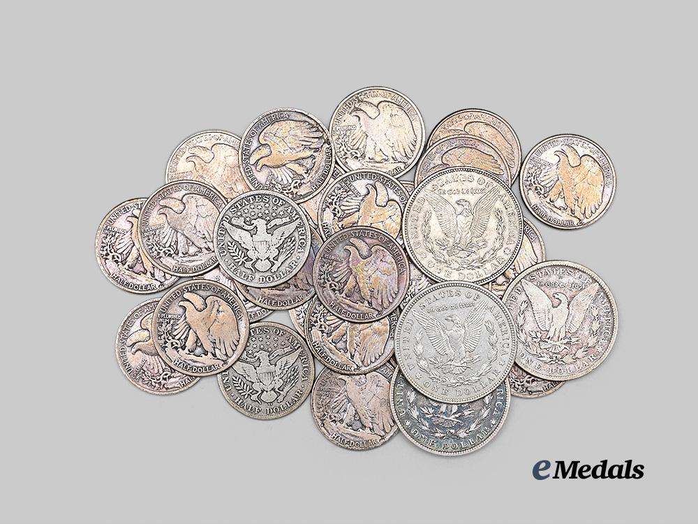 united_states._a_lot_of29_american_silver_dollars_and_half_dollars_e_medals__w8753_3