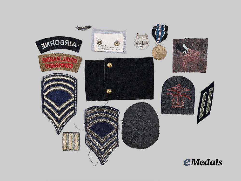 united_states._a_lot_of_insignia&_badges_e_medals__w8765_3