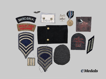 united_states._a_lot_of_insignia&_badges_e_medals__w8765_3