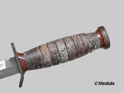 united_states._a_u_s_m4_bayonet_with_m8_scabbard,_by_b._m._co,1944_e_medals__w8769_6