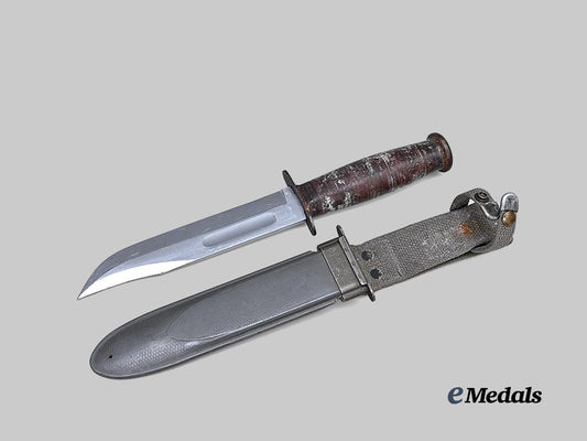 united_states._a_u_s_n_k_a-_bar_m_k2_knife_with_m_n_k2_scabbard_e_medals__w8770_3