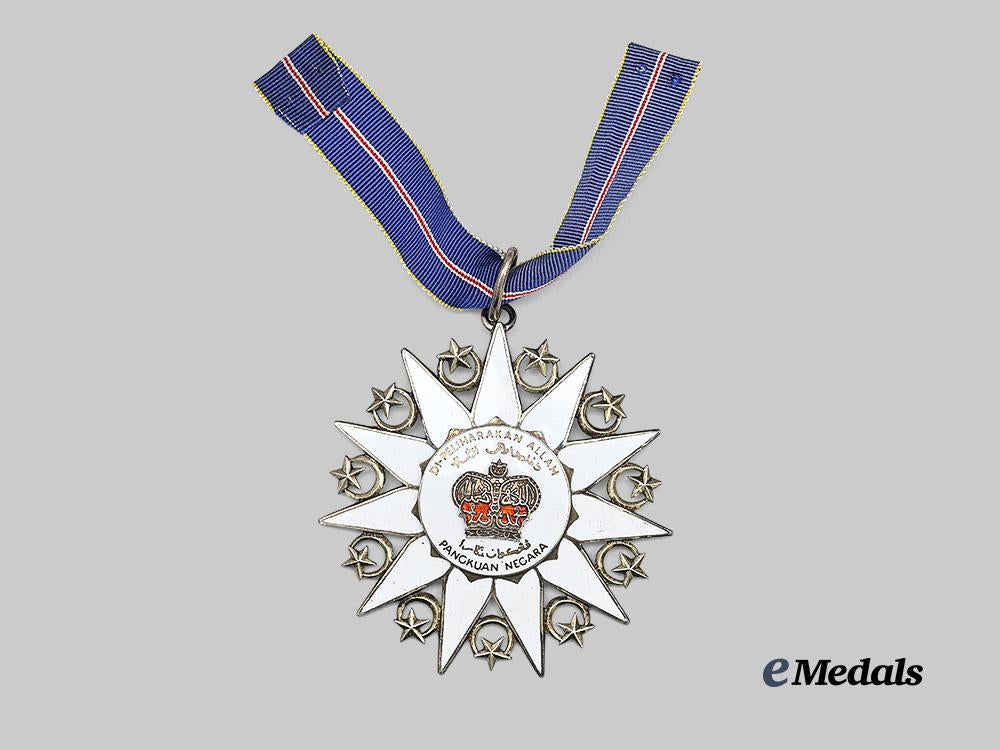 malaysia,_federation._an_order_of_the_defender_of_the_realm,_commander's_set,_c.1960_e_medals__w8777_3
