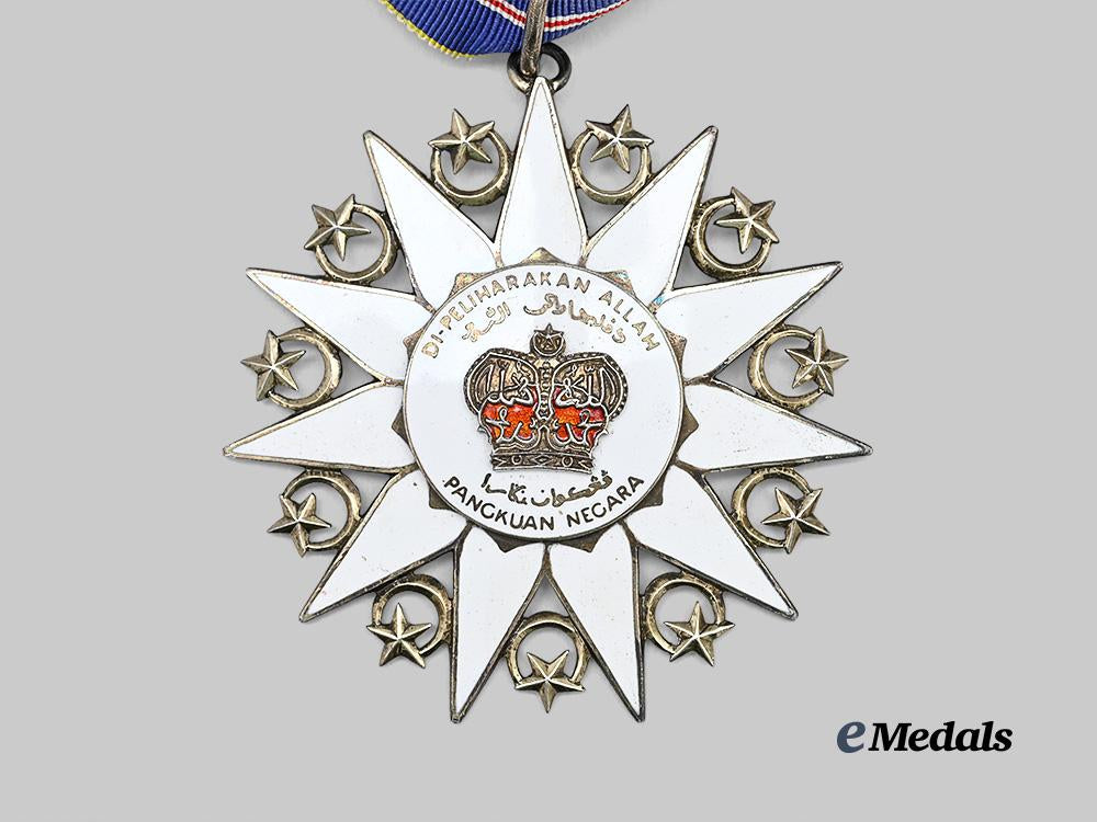 malaysia,_federation._an_order_of_the_defender_of_the_realm,_commander's_set,_c.1960_e_medals__w8777_4