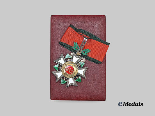 lebanon,_republic._a_national_order_of_the_cedar,_third_class_commander,_by_huguenin_e_medals__w8779_5