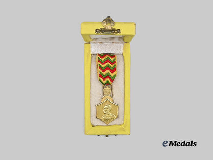 ethiopia,_kingdom._a_rare_military_academy_medal,_first_class_gold_grade,_c.1955_e_medals__w8787_3
