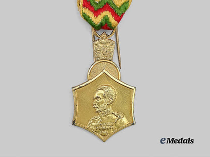 ethiopia,_kingdom._a_rare_military_academy_medal,_first_class_gold_grade,_c.1955_e_medals__w8787_6