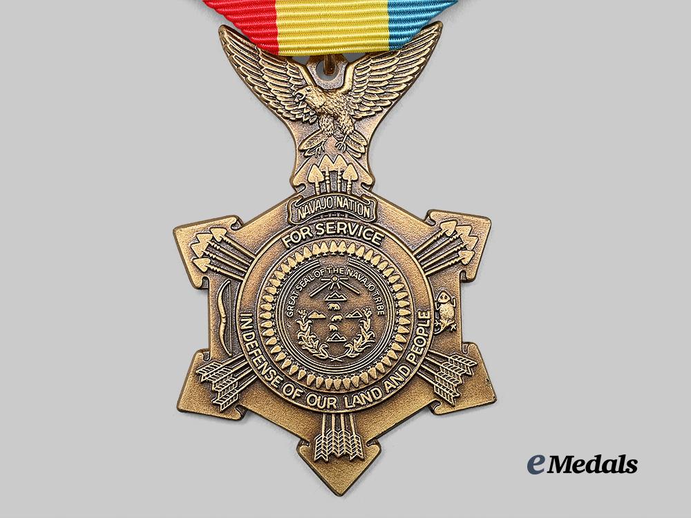 united_states._a_navajo_nation_war_service_medal_e_medals__w8794_3