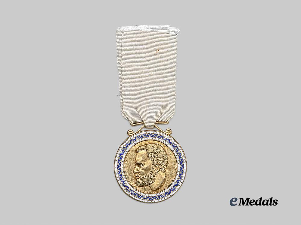 cape_verde,_republic._a_jaime_mota_medal_of_military_merit,_fist_class_e_medals__w8797_2