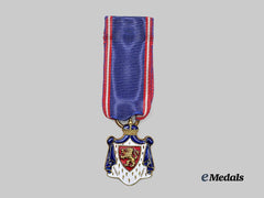 United States. A Sovereign Colonial Society Americans of Royal Descent Badge, Miniature