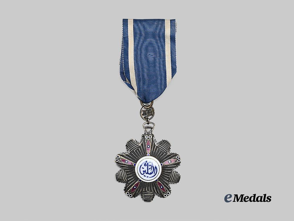 sudan,_republic._order_of_the_two_niles,_i._class_grand_badge,_by_spink&_son_ltd,_c.1965_e_medals__w8804_2