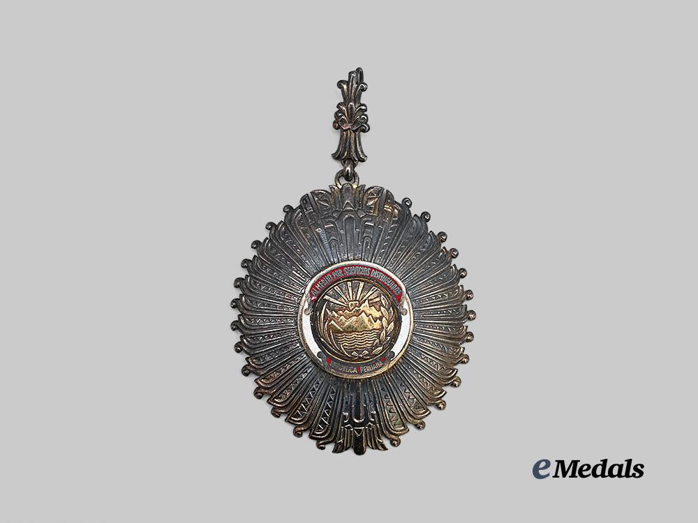 peru,_republic._an_order_of_merit_for_distinguished_services,_i_class_grand_cross_set,_by_the_lima_national_mint,_c.1930_e_medals__w8812_3