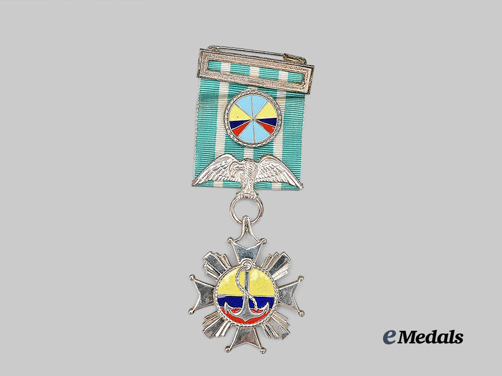columbia,_republic._an_order_of_naval_merit,_knight's_badge_e_medals__w8847_2