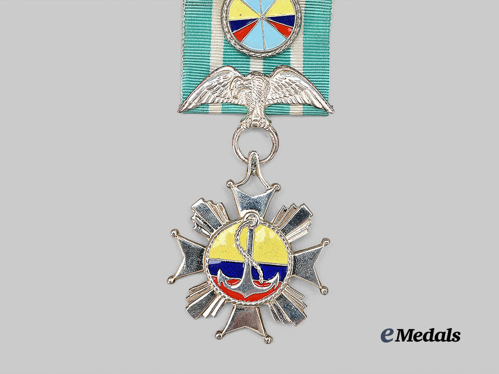 columbia,_republic._an_order_of_naval_merit,_knight's_badge_e_medals__w8847_3