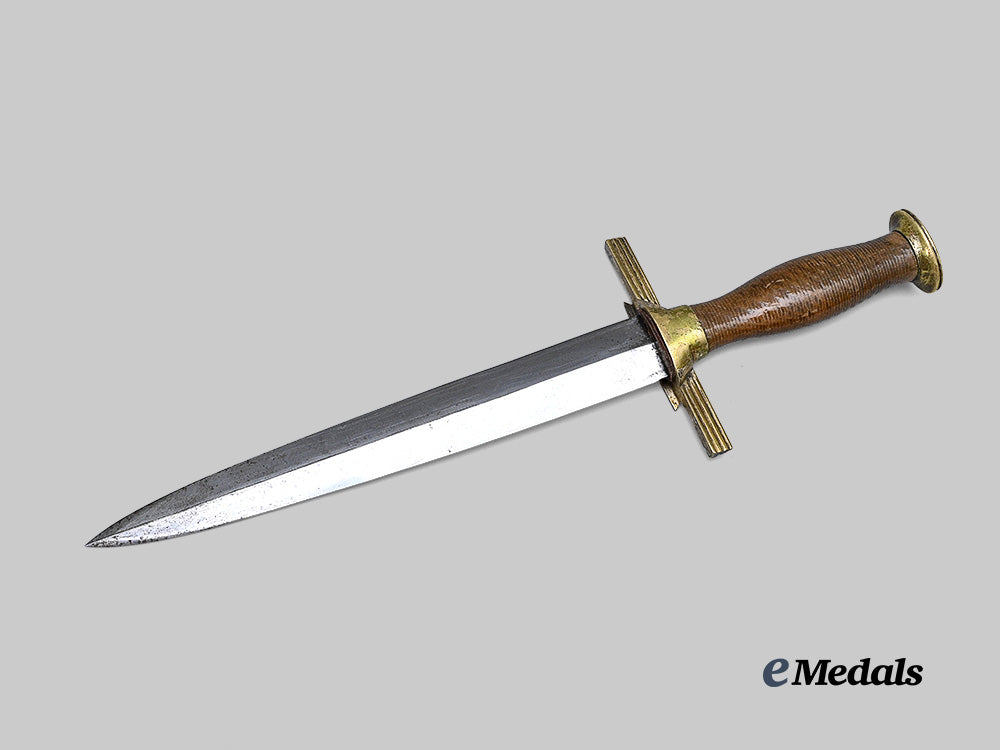 germany,_r_l_b._an_officer’s_dress_dagger,_first_pattern,_modified_for_postwar_display_e_medals__g62760_5