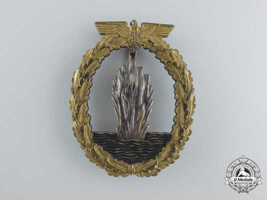 an_early_kriegsmarine_minesweeper_war_badge_e_005