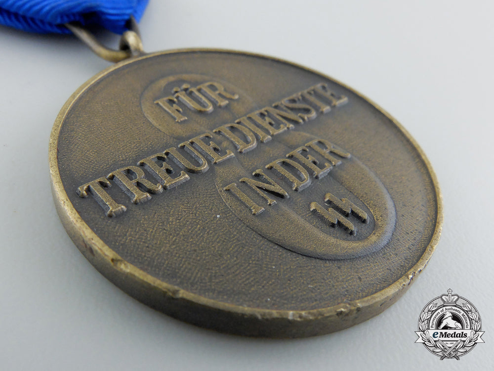an_ss-_eight_years’_service_medal_by_petz_and_lorenz_e_035