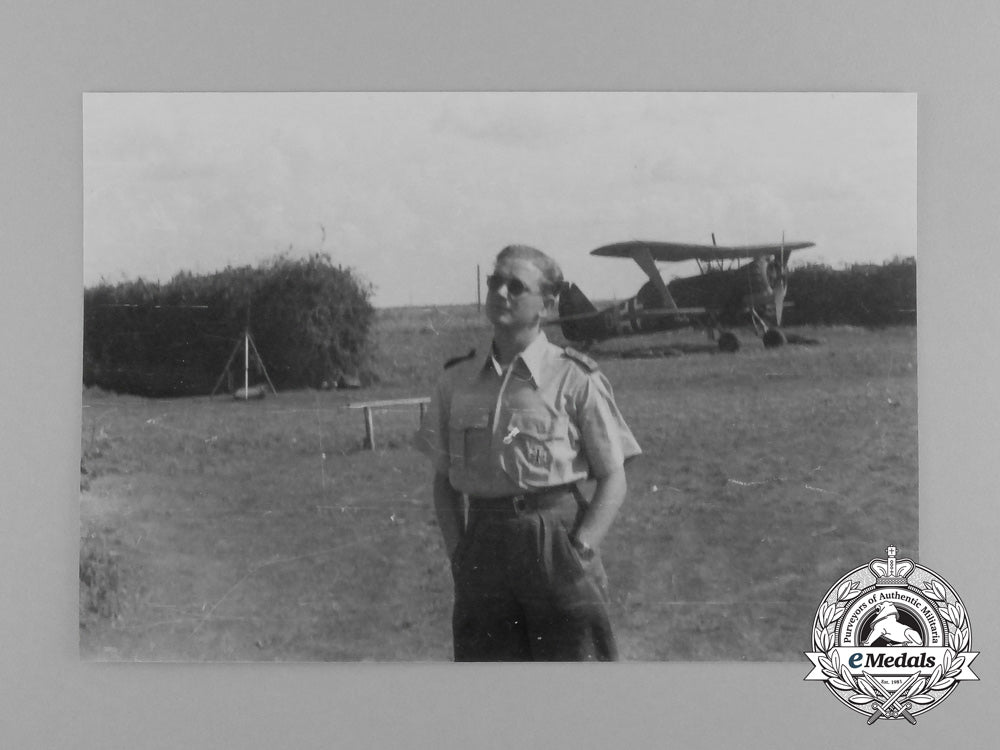 a_lot_of_four_post-_war_knight's_cross_recipient_signed_photographs_e_0397