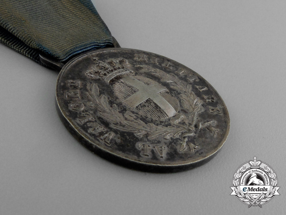 italy,_kingdom._an_al_valore_militare_medal_with_its_award_document_to_alberto_gozzi_e_0443_1_1_1