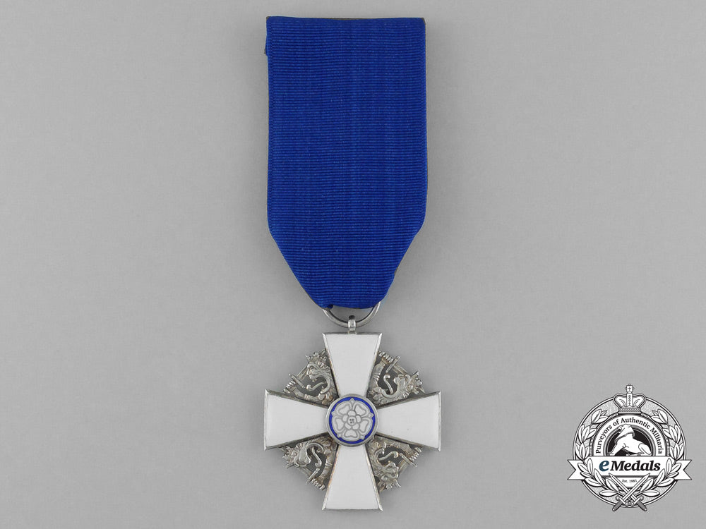a_finnish_order_of_the_white_rose,_knight2_nd_class_e_045_1