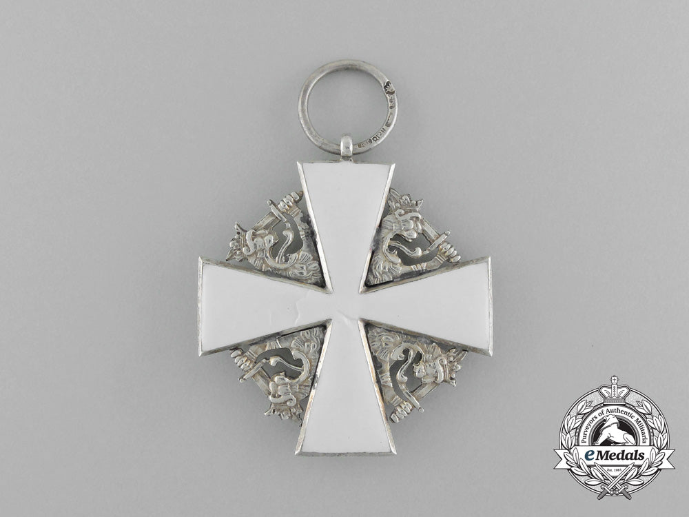 a_finnish_order_of_the_white_rose,_knight2_nd_class_e_047_1