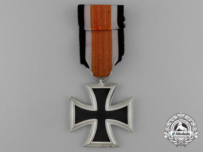 a_mint_iron_cross1939_second_class_by_scarce_maker_berg&_nolte_in_its_original_packet_of_issue_e_0484