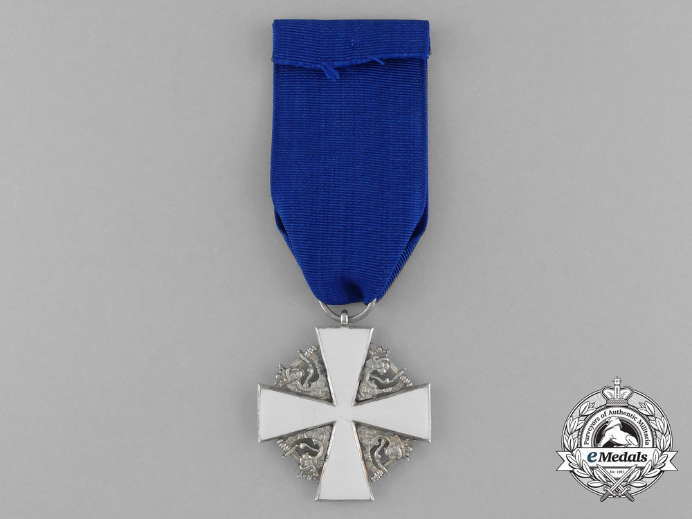 a_finnish_order_of_the_white_rose,_knight2_nd_class_e_048_1