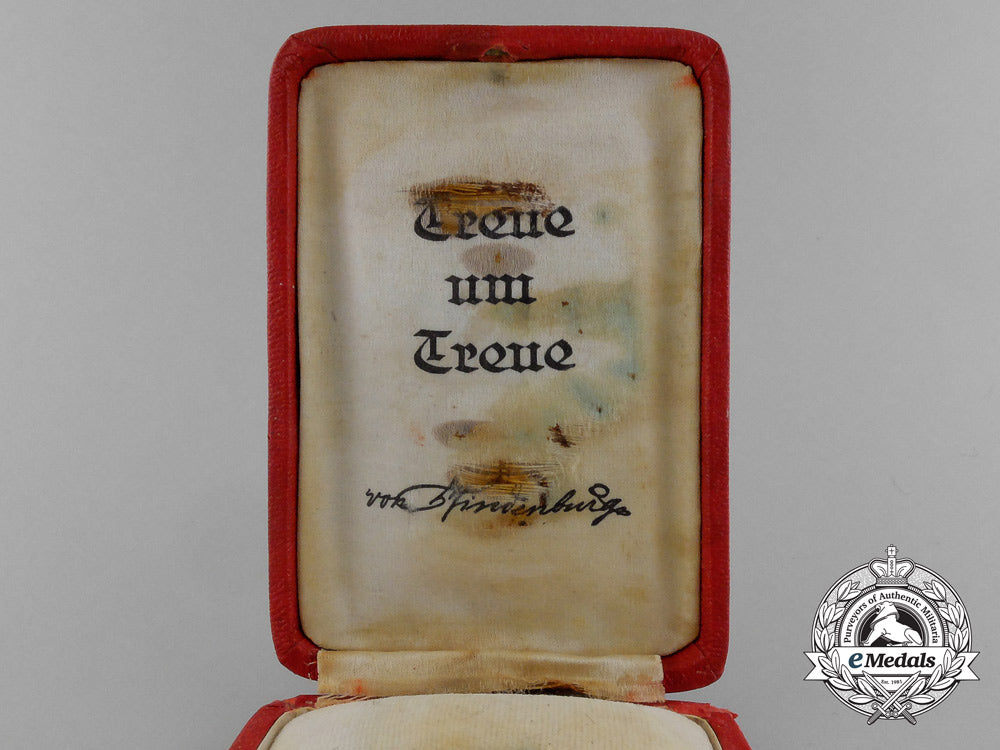 a_mint_honour_cross_of_the_war1914/18“_hindenburg_cross”_in_its_original_case_of_issue_e_0497