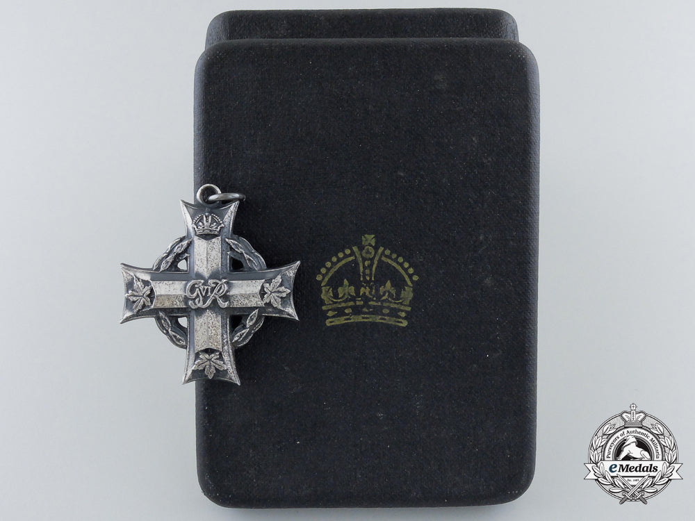 a_second_war_period_memorial_cross_to_a_veteran_of_three_wars_e_055