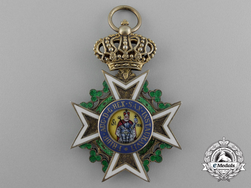 a_first_war_saxon_military_order_of_st._henry_in_its_original_case_of_issue_by_g.a_scharffenberg_e_0563