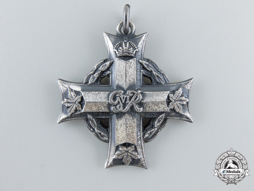 a_second_war_period_memorial_cross_to_a_veteran_of_three_wars_e_058