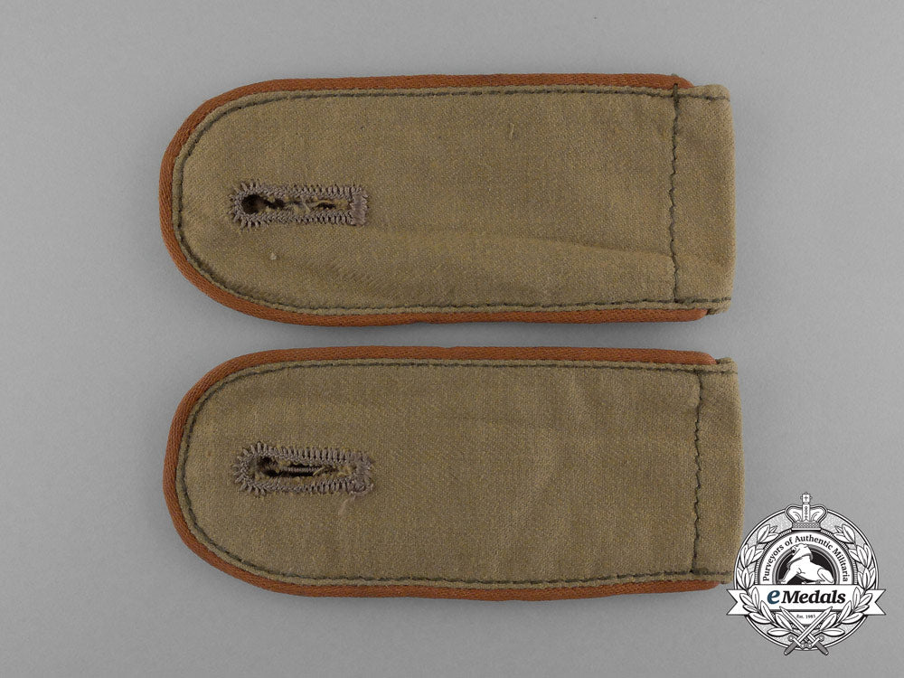 a_matching_pair_of_luftwaffe_signals_enlisted_man’s_tropical_shoulder_boards_e_0592