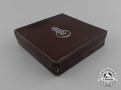 a_gold_grade_drk_german_red_cross_sister’s_cross_in_its_original_case_of_issue_e_0703