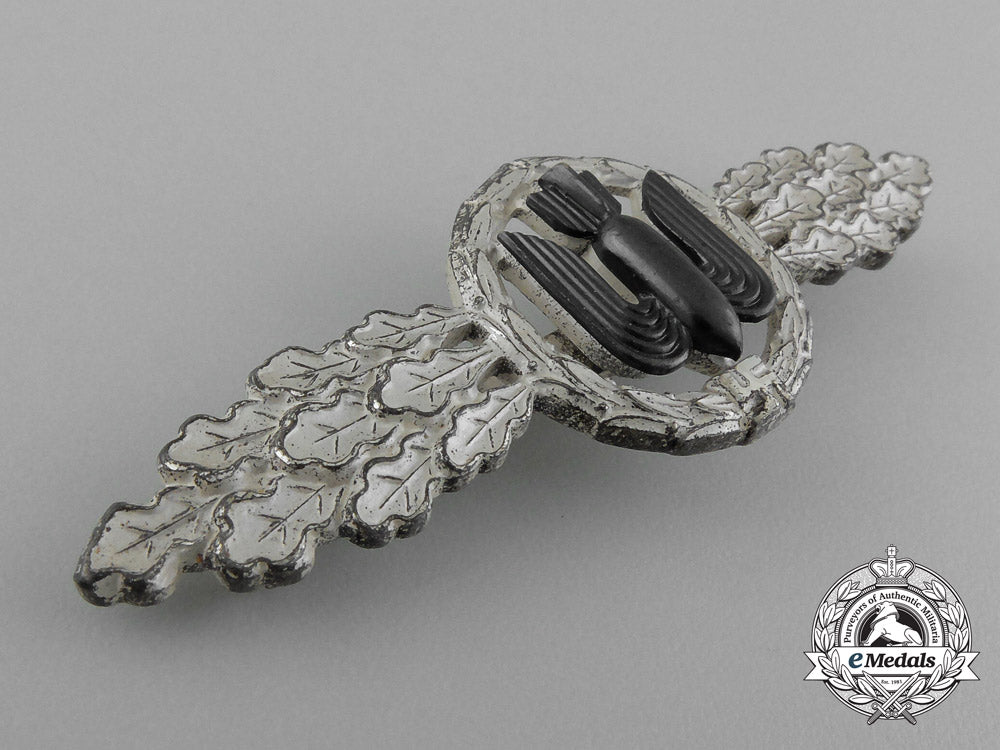 a_mint_silver_grade_squadron_clasp_for_bomber_pilots_by_g._h._osang_in_its_original_case_of_issue_e_0761