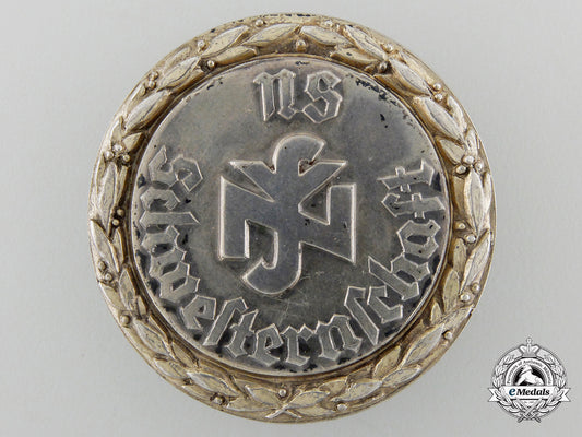 a_national_socialist_people's_welfare_sisterhood_nursing_badge_e_077