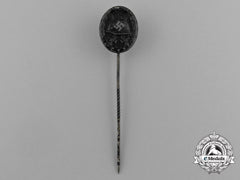 A Black Grade Wound Badge Miniature Stick Pin