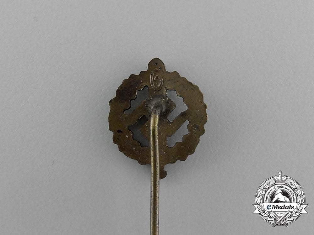 a_sa_gold_grade_sports_badge_miniature_stick_pin_e_0920